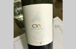 CXV Cientoquince tinto CXV Cientoquince tinto
