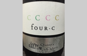 Four C branco