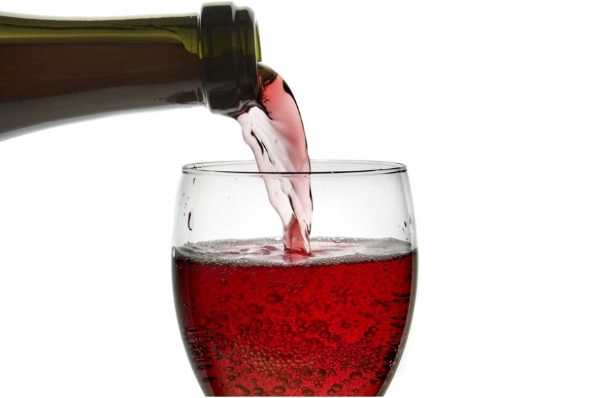 Vinho e feijoada – a hora do espumante tinto